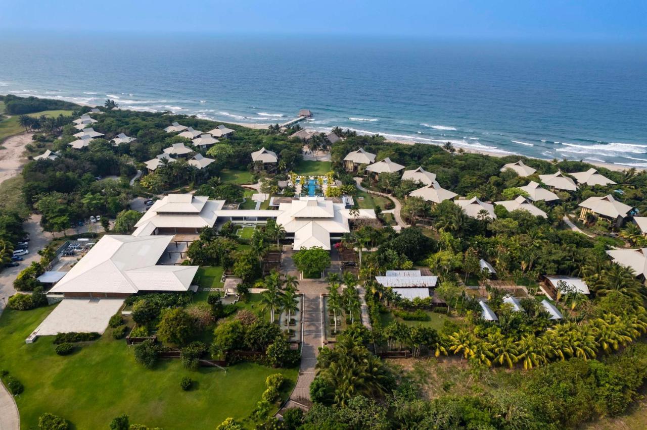 Indura Beach & Golf Resort Curio Collection By Hilton Tela Exterior foto